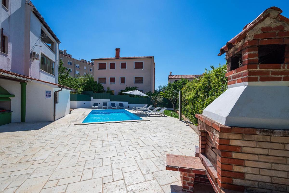 Big Swimming Pool Apartment Monvidal 普拉 外观 照片